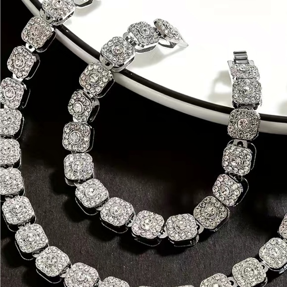 Beautiful set for all holidays, party and gifts! - Picture 2 of 6